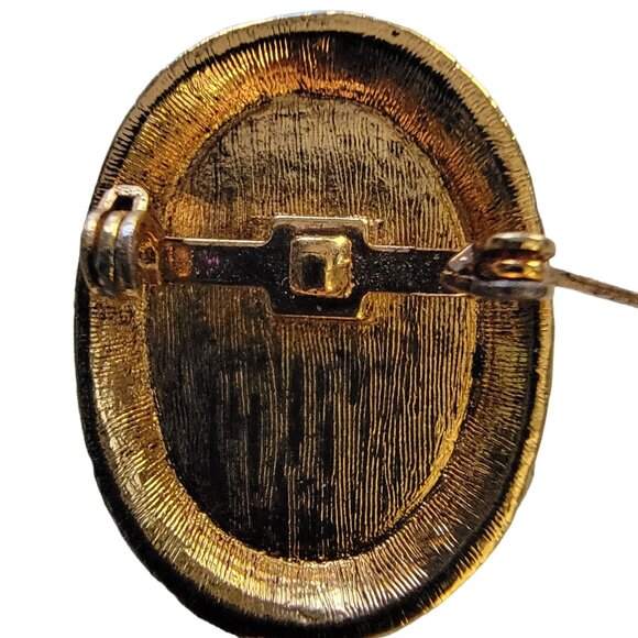 Vintage Cameo Brooch Pin - Gold Tone Oval Frame & Ivory Resin Lady Profile 1.75 - Picture 4 of 7